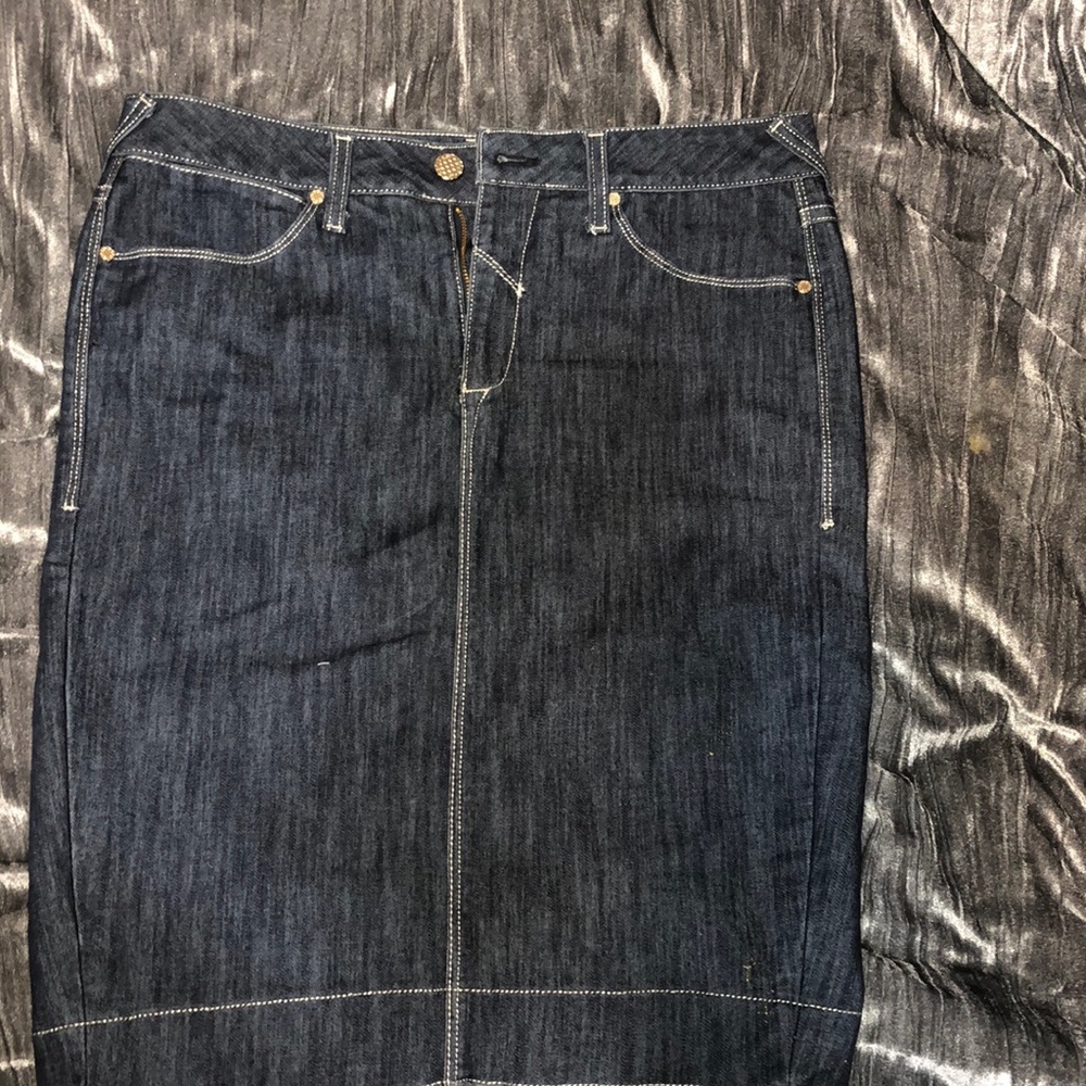 Denim pencil skirt